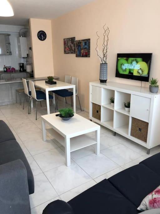 Apartamento A 50 Metros De La Playa De Silgar サンシェンショ エクステリア 写真